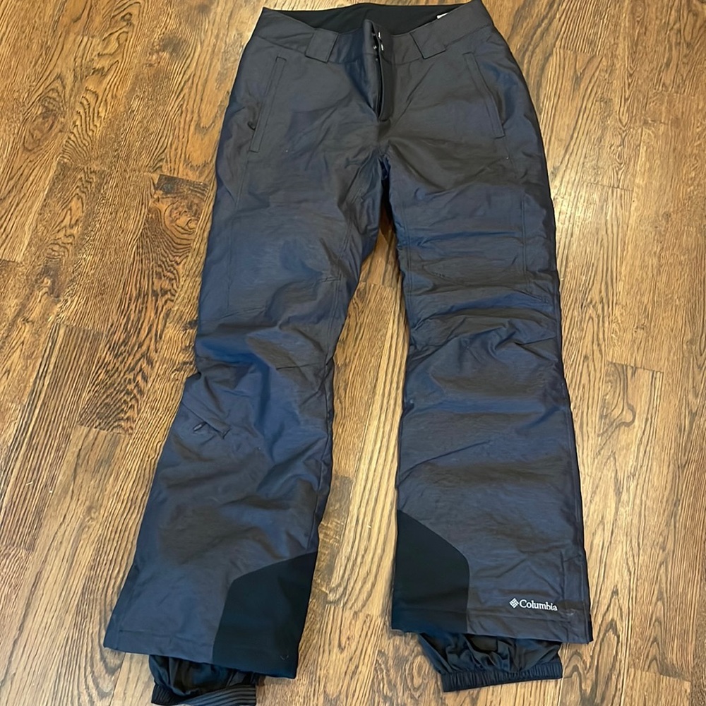 Columbia brand/dark gray ski pants- unisex. Adults medium
